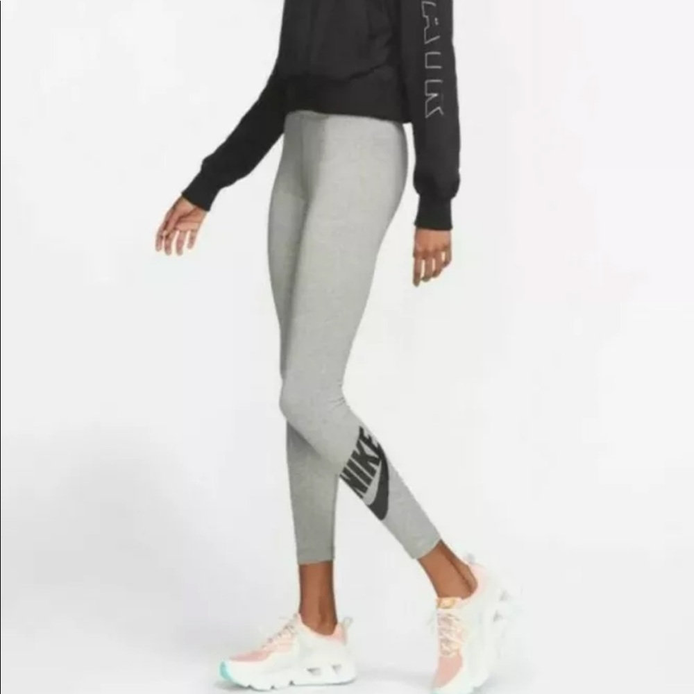 Nike plus Sz 2X fitted leggings
